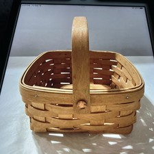 Longaberger 2001 Square Basket with a Swing Handle 7