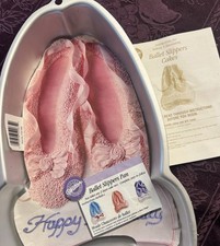 2002 Wilton Ballet Slippers Cake Pan and Mold with Instructions Vintage 2105 picture