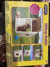Breyer Hilltop Stable No596 (H37) picture