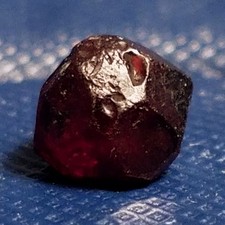 SiG: Complete Dark Red Garnet Almandite Crystal from Norway picture