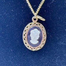 Vintage Cameo Pendant Necklace Gold Tone Filigree Victorian Revival picture