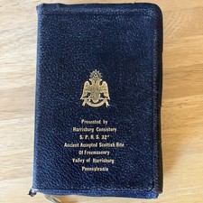 1940 Masonic Bible Harrisburg PA Scottish Rite 32° King Solomon Temple Holman picture