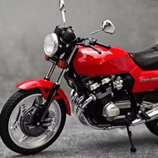 Honda CB400F 1:12 scale model #a2c434 picture