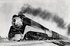 Southern Pacific Noon Daylight led by 4439 at Northridge, CA in 1941 5 x 7 Photo picture