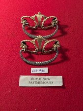 SET OF 2 c1900 VINTAGE BRASS DRAWER PULL HANDLES, OLD ANTIQUE HARDWARE LOT #30 picture