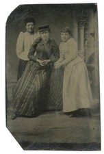 Promiscuous Women Flirty Docile 1870 Prostitute? Antique Tintype Photo Q10006 picture