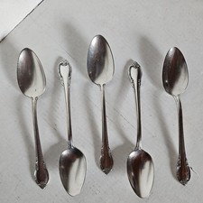 BEAUTUFUL Set Of 5 VTG 1847 Rogers Bros Flatware REMEMBRANCE SilveR Plate 4.5 in picture