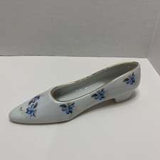 ￼Porcelain slipper figurine blue flowers gold trim vintage shoe 7.5” x 2” x 2” picture