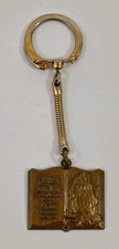VINTAGE PRAYING HANDS W/ SERENITY PRAYER & TRAVELER DANGLING KEYCHAIN picture