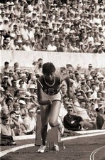 1960 Summer Olympics USA Wilma Rudolph getting out of starting blo- Old Photo picture