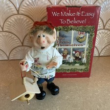 Zim’s “The Elves Themselves” Sigmund Christmas Elf w/ Birdhouse Boxed 2001 picture