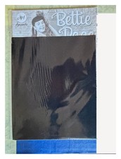 Bettie Page Vol 5 #1-4 + Extra #1 #3 Variants + 2020 #2 Lot of 7 picture