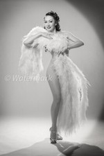 Sally Rand Burlesque Star - Vintage 1920s - sexy dancer - flapper girl 8х10 picture