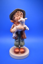VINTAGE GOEBEL HUMMEL FIGURINE #68 