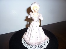Lady in pink / spaghetti & gold trim planter, vase hand painted - ARTMARK picture