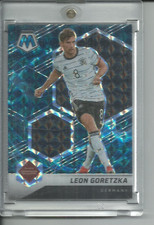 LEON GORETZKA 2021-2022 PANINI MOSAIC GENESIS REFRACTOR #62 picture