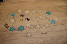 21 Vintage Plastic Christmas Ornament Lot Stars Snowflakes Retro Holiday Decor picture
