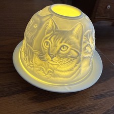 Beautiful 3D Design Cats & Kittens 3 Piece Ceramic Candle Holder W/candle picture