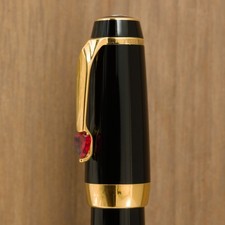 Authentic Montblanc Boheme Je T’aime Heart Ruby 14K M Retractable Fountain Pen picture