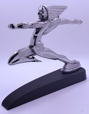 Vintage 1930s Pontiac “Running Chief” Hood Ornament / Mascot picture