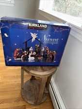 Vtg Kirkland Signature 13 Piece Porcelain Nativity Set With Wood Creche 75177l picture