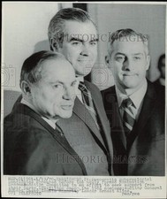 1970 Press Photo Milton Shapp, Robert Casey and Ernest Kline pose in Harrisburg picture