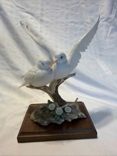 Fine Porcelain Figurine D8704 Wings Of Love 1987 picture