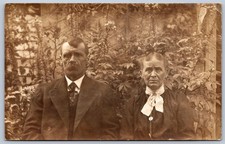 K40/ Interesting RPPC Postcard c1910 Americana Couple Well-Dressed 130 picture