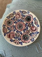 VTG WŁOCŁAWEK Folk Hand Painted Plate Poland #3639 Pink &Blue Floral Rare 8” picture