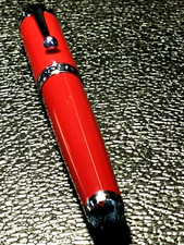 BEAUTIFUL AURORA 14K SOLID GOLD STUB NIB CARMINE RED VINTAGE FOUNTAIN PEN picture