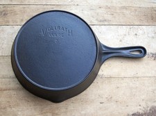 Vintage Vollrath No. 7 Cast Iron Skillet Fully Marked Sits Flat with Heat Ring picture