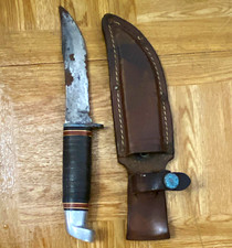 Vintage Western USA L68 Fixed Blade Hunting Knife & Leather Sheath. HAS RUST picture