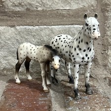 Schleich Retired Knabstrupper Mare (2006) And Foal (2005) Figurines picture