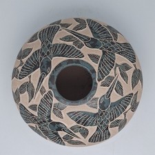 Mata Ortiz handmade pottery  by Lupe Soto  3.25 Tall 6
