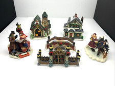 2 Cobblestone Corners Church Victorian House 2003 & 4 unbranded Accessories picture
