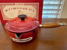 Vintage Le Creuset Cherry Red Hot Choc Pot 1.5 QT Sauce Pan Handle W/Lid & Spout picture