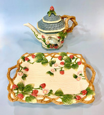 Vintage 1999 Fitz and Floyd English Garden Birdhouse Teapot & Platter Set picture