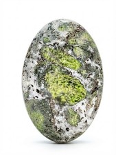 Gorgeous Natural Chrome Diopside Palm Stone picture