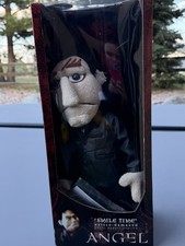 Smile Time Battle Damaged Angel Puppet Replica #670/5000 Diamond Select Buffy picture