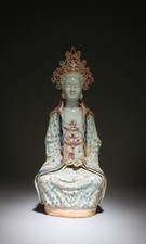 A Porcelain Seated Guanyin picture