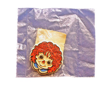 Hallmark PIN Vintage RAGGEDY ANN Doll Face Bobbs-Merrill 1978 Brooch NEW picture