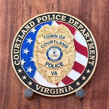 Courtland Virginia Police Department Challenge Coin  1#45 picture