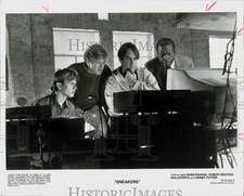1992 Press Photo Men Around Computer in 