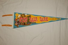 VTG FUN FAIR PARK CHAIN OF ROCKS ST. LOUIS MISSOURI SOUVENIR FELT PENNANT picture