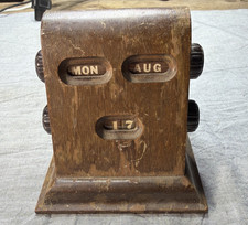 1930s Casa De Novedades Spain Walnut Perpetual Desk Calendar Vintage Antique picture
