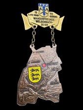 Vintage Baden-Wurttemberg Wanderfreunde Badge 1983 Derung Walk Pin picture