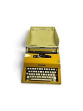 Vtg Montgomery Ward Escort 55 Yellow Portable Typewriter in Case Spain 1970s picture