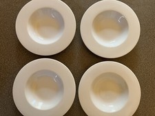 Barneys New York HTF Rimmed Soup Bowls Set Of 4 White Porcelain 9