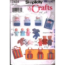 Simplicity 7424 Crafts Sewing Pattern Dolls Teddy Bears Clothes Carry Case cut picture