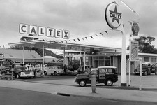 1960s CALTEX GAS STATION 4x6 Borderless PHOTO picture